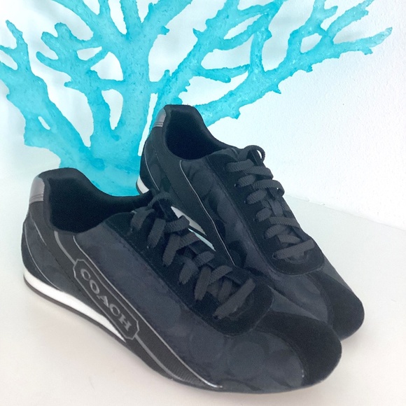 COACH  SUEDE PRINTED LOGO BLACK AND WHITE SNEAKERS SIZE 7.5 - Picture 1 of 11